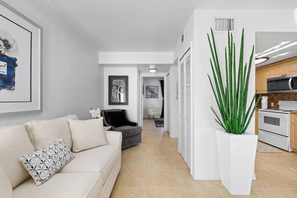 Beautiful Apartment In The Heart Of Miami Apt 8 Exterior photo
